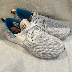 New Balance White and Blue Athletic Shoes